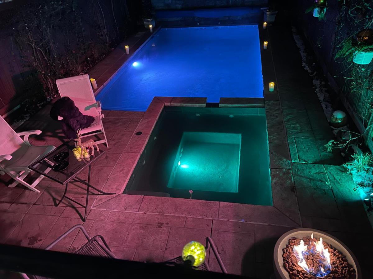 Superb Beach Home:Heated Pool-Hot Tub Open 365Days Toronto Luaran gambar